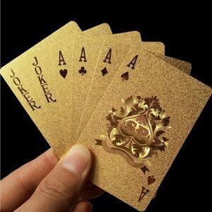DECADENT GOLD PLAYING CARDS‎